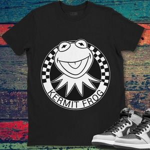 The Muppets Kermit Frog Portrait Checkerboard Circle T-shirt Unisex